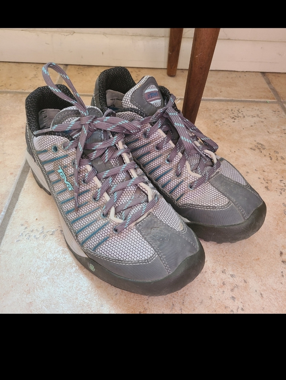 Teva Forge Event Women's Size 7.5 Low Top Pro Hiking Trail Shoes Blue Gray